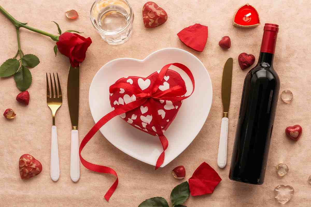 tavola imbandita per san valentino